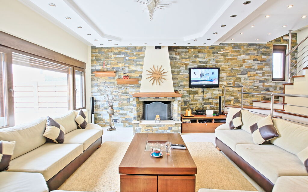 Acharavi Beach Villa: Salon