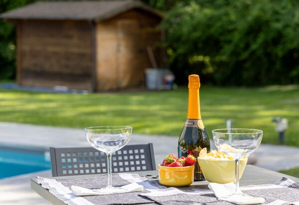 Villa Cangeli: Draussen, Garten, Schwimmbad