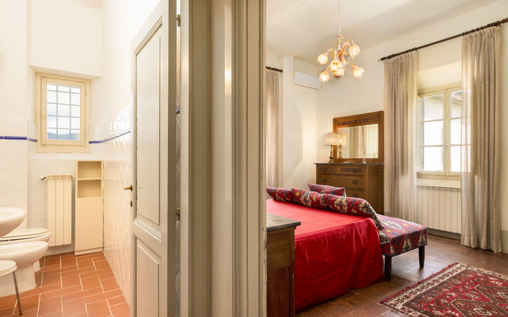 Villa Cangeli: Bathroom, Bedroom