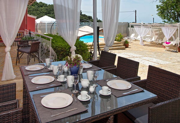 Villa Giador: Altan / terrasse / gårdhave, Udendørs