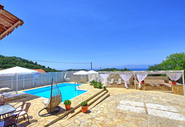 Villa Giador: pool, Udendørs