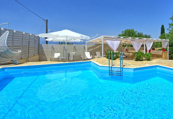 Villa Giador: pool, Udendørs