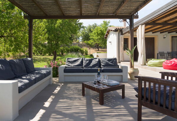 Villa Mara: Balkon / Terrasse / Patio