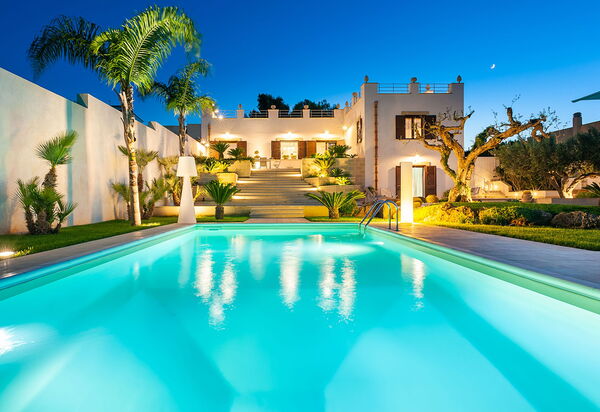 Villa Pigna Bianca: Draussen, Schwimmbad