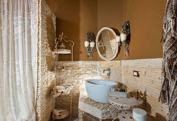 Villa Pigna Bianca: Bad