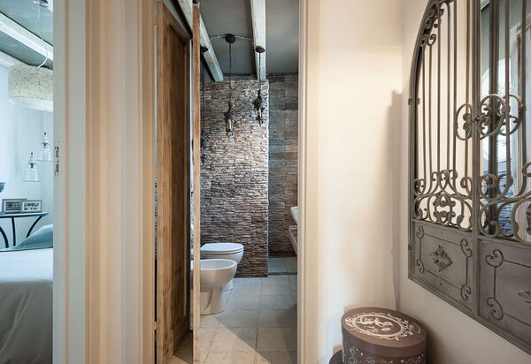 Villa Pigna Bianca: Bad