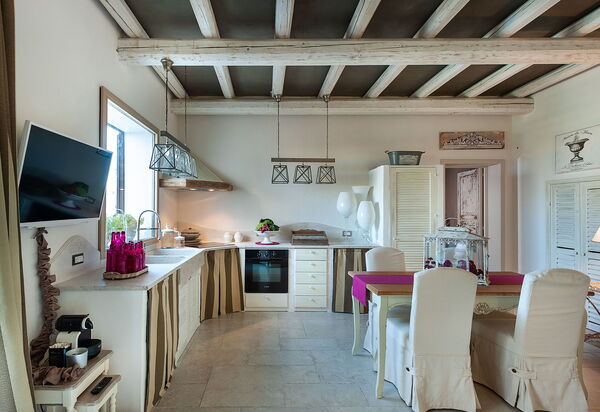 Villa Pigna Bianca: Esszimmer, Küche