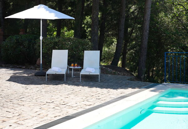 Villa Rocca: Schwimmbad