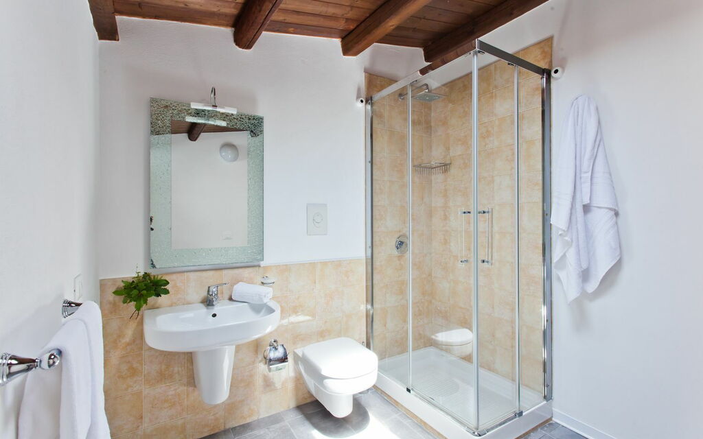 Villa Rocca: Bathroom