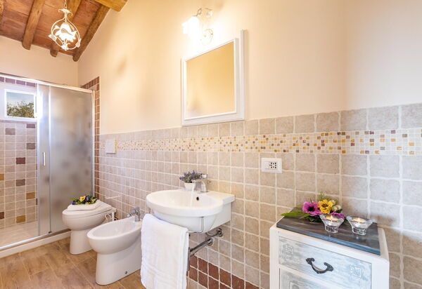 Villa Bonriposo: Bathroom