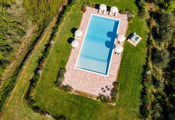 Villa Bonriposo: Garden, Outdoor, Pool