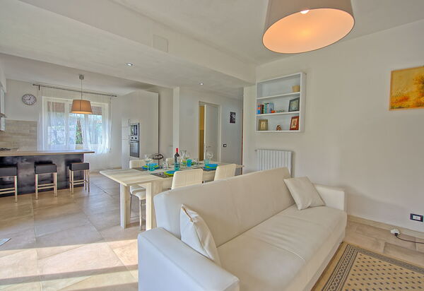 Casa Al Bosco: Wohnzimmer