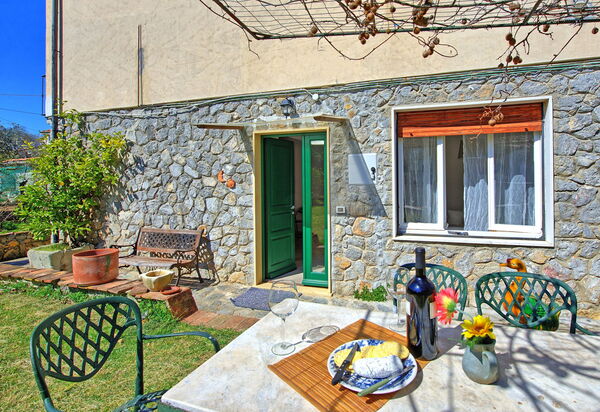 Casa Al Bosco: Draussen, Garten