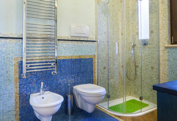 Villa Modigliani: Badkamer