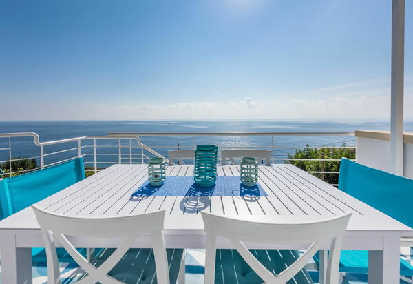 Villa Infinity: Открытый