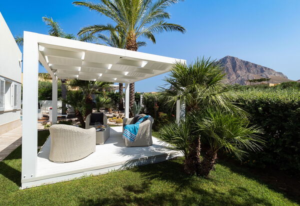 Villa Bellini: Balkong / terrass / uteplats, slå samman, Trädgård