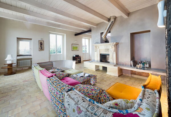 Villa Torre Etnea: Woonkamer