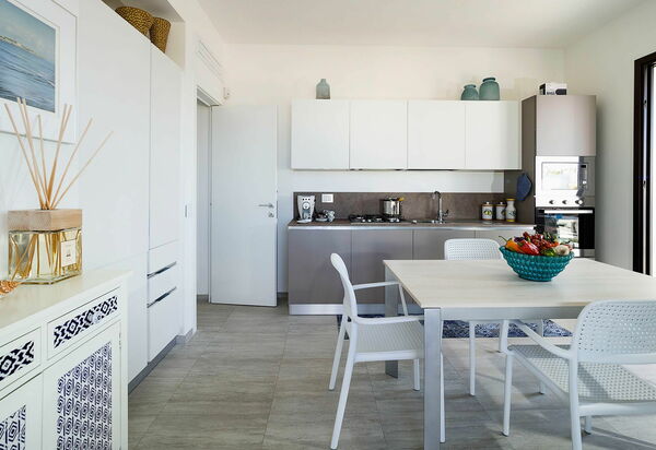 Villa San Lorenzo Rosmarino: Esszimmer, Küche