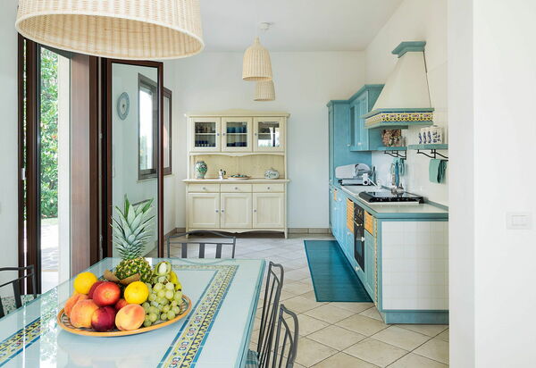 Villa La Plage: Esszimmer, Küche