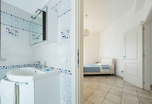 Villa La Plage: Bad, Schlafzimmer