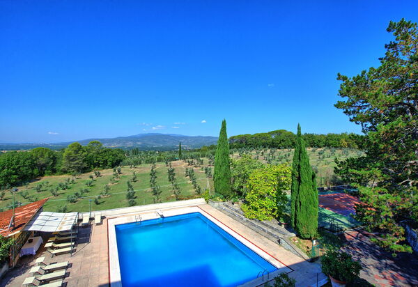 Villa Cuculo: Garten, Schwimmbad