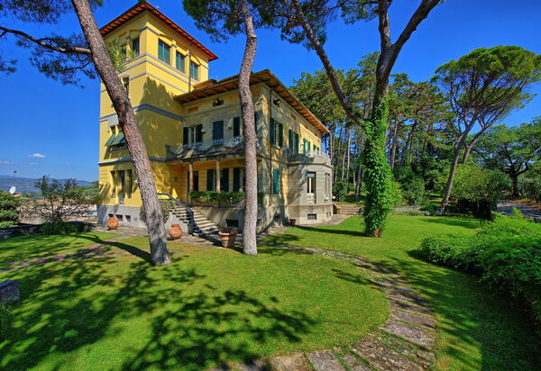 Villa Cuculo: Außen, Garten