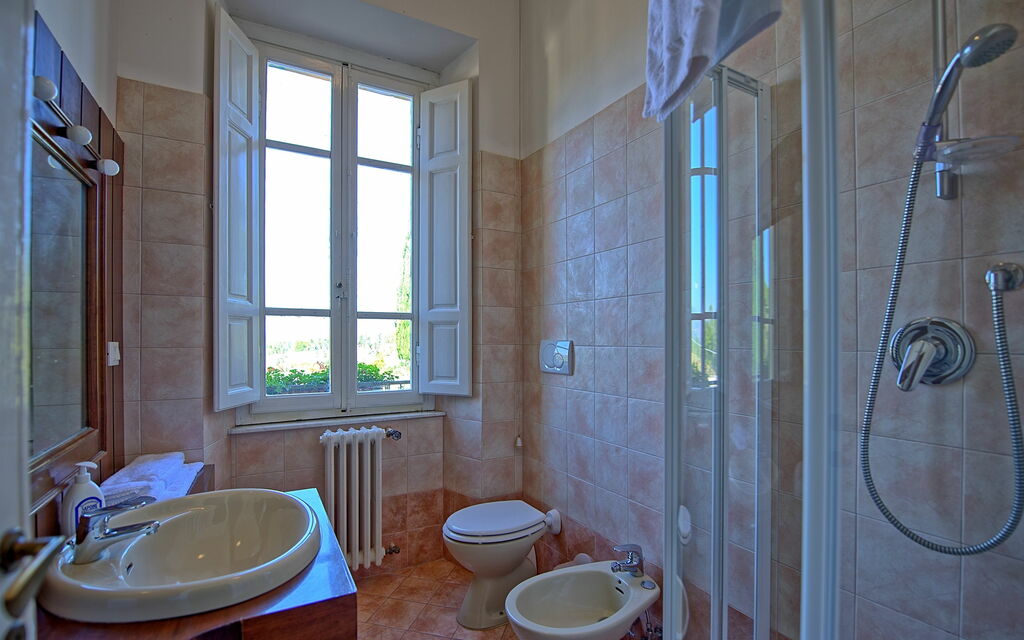 Villa Cuculo: Badrum