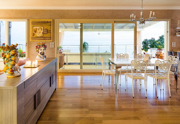 Villa Luce: Lunchroom