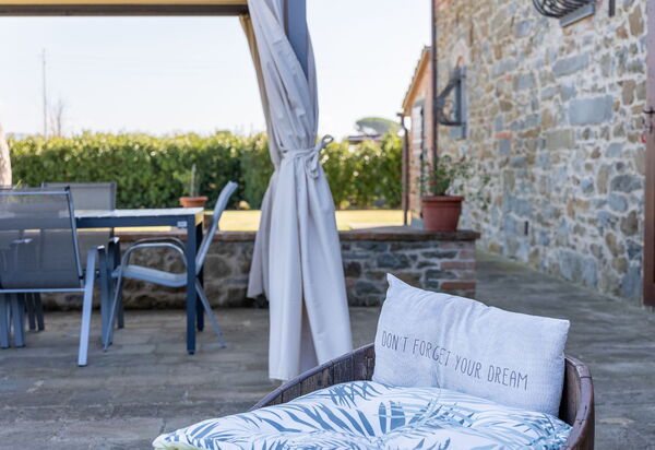 Villa Dei Vini: Balkon / Terrasse / Patio, Draussen, Garten