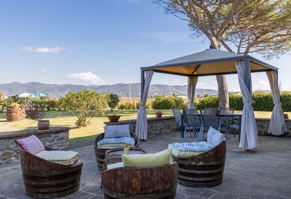 Villa Dei Vini: Balkon / Terrasse / Patio, Draussen