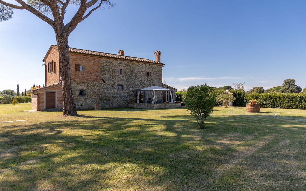 Villa Dei Vini: Building Exterior, Garden, Outdoor