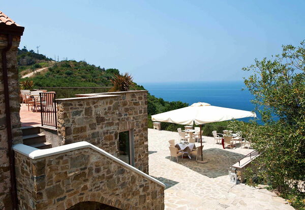 Villa Rupe Alta: Ansichten, Außen, Draussen