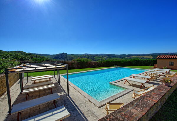 Villa Il Caggio: Ansichten, Außen, Schwimmbad