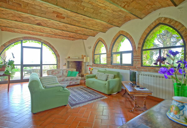 Maggiano: Wohnzimmer