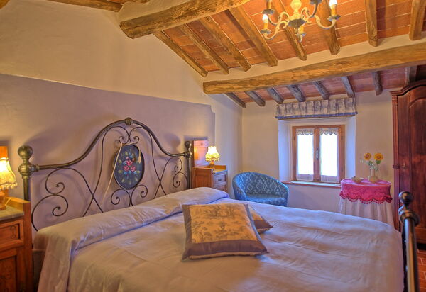 Casale Di Cozzile: Schlafzimmer