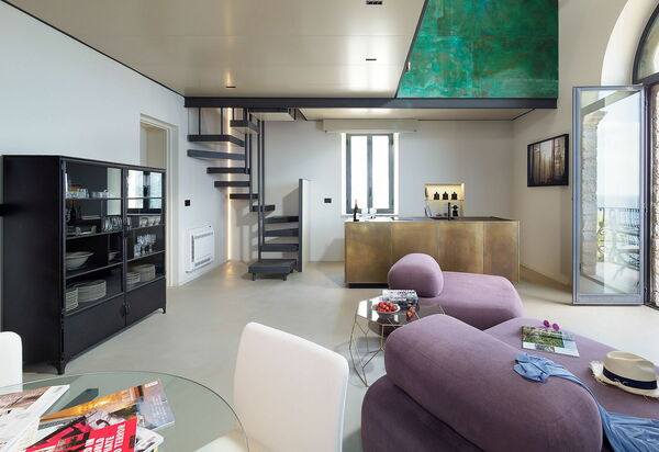 Torre Isola Bella: Гостиная, Столовая