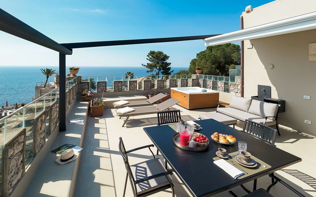Torre Isola Bella: Balcony / Terrace / Patio