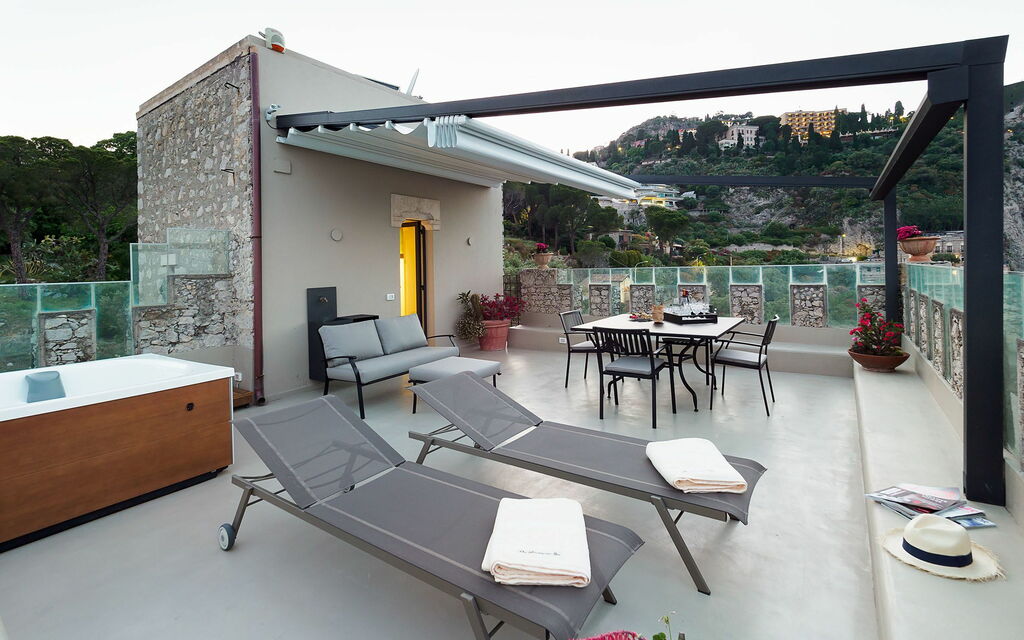 Torre Isola Bella: Balcony / Terrace / Patio