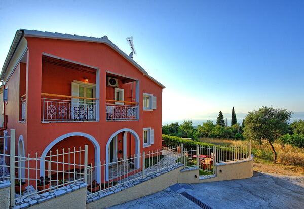 Villa Melodia: Utomhus