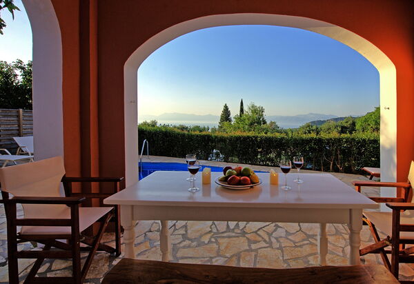 Villa Melodia: Balkong / terrass / uteplats, Utomhus