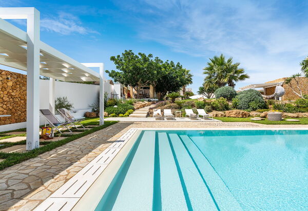 Villa Pietra Del Sole: Außen, Draussen, Schwimmbad