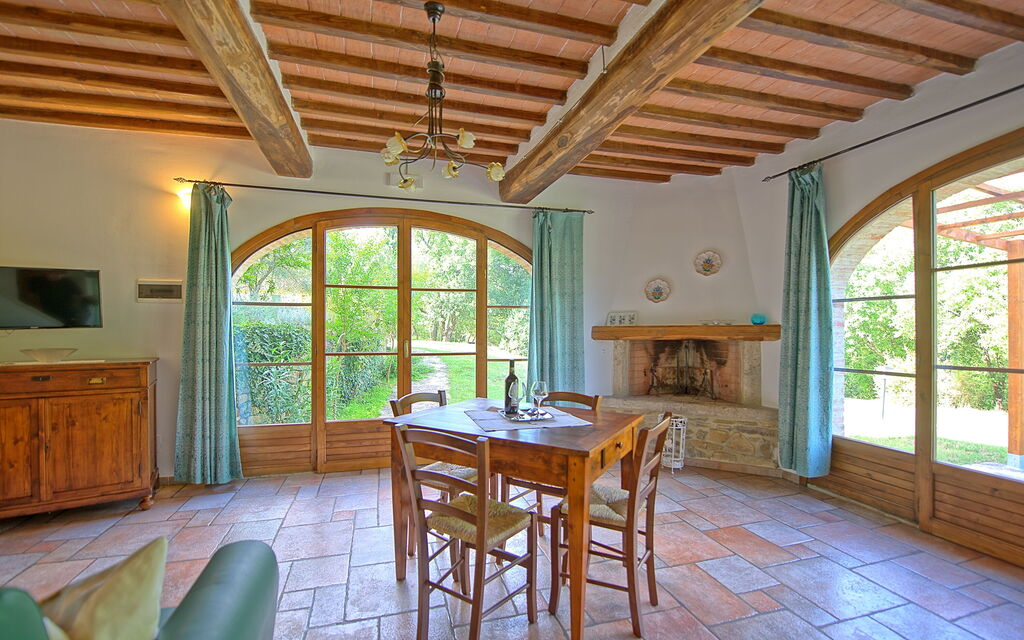 Borgo Mulignone - : Гостиная, Кухня, Столовая