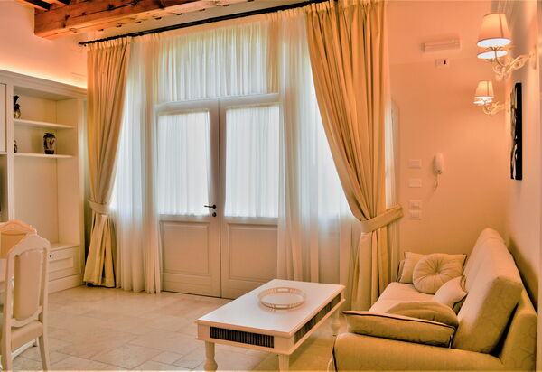 Il Sole Di Vino: Wohnzimmer