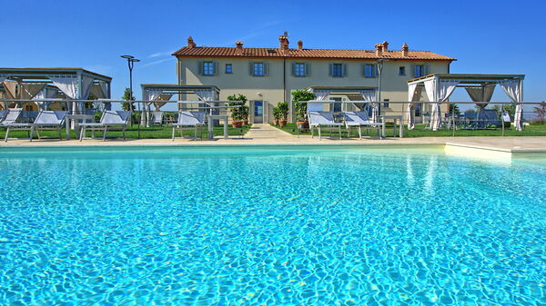 Il Sole Di Vino: Zomer, zwembad