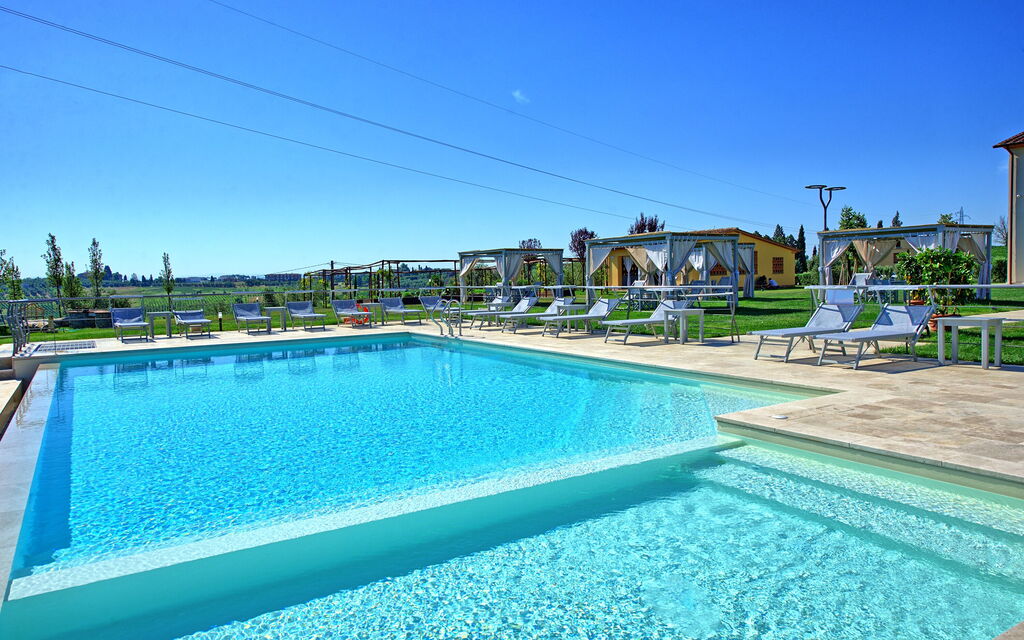 Il Sole Di Vino: Piscina