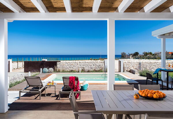 Villa San Lorenzo Lavanda: Draussen, Schwimmbad