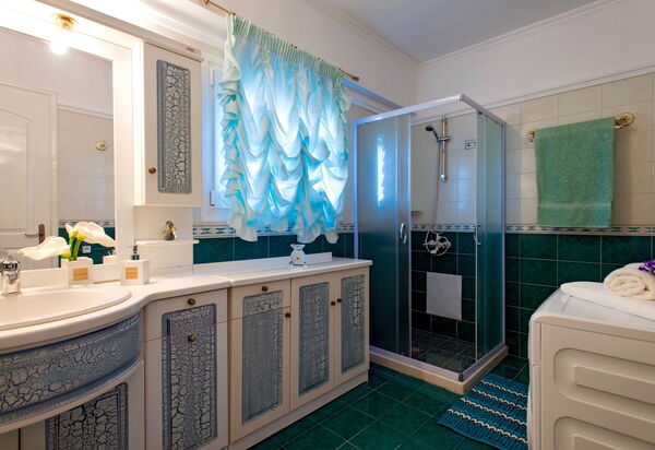 Villa Corfu Panorama: Badeværelse