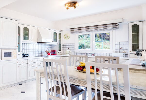 Villa Corfu Panorama: Frokostlokale, Køkken