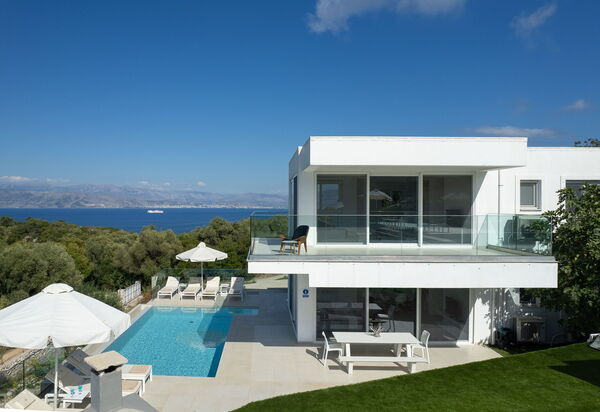 Villa Nafsika: Exteriör, slå samman, Utomhus, Visningar