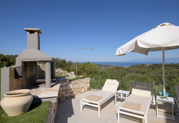 Villa Nafsika: Exteriör, Utomhus, Visningar